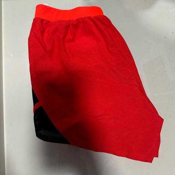 Under Armour Women's Fly By Running Shorts - Picture 3 of 3